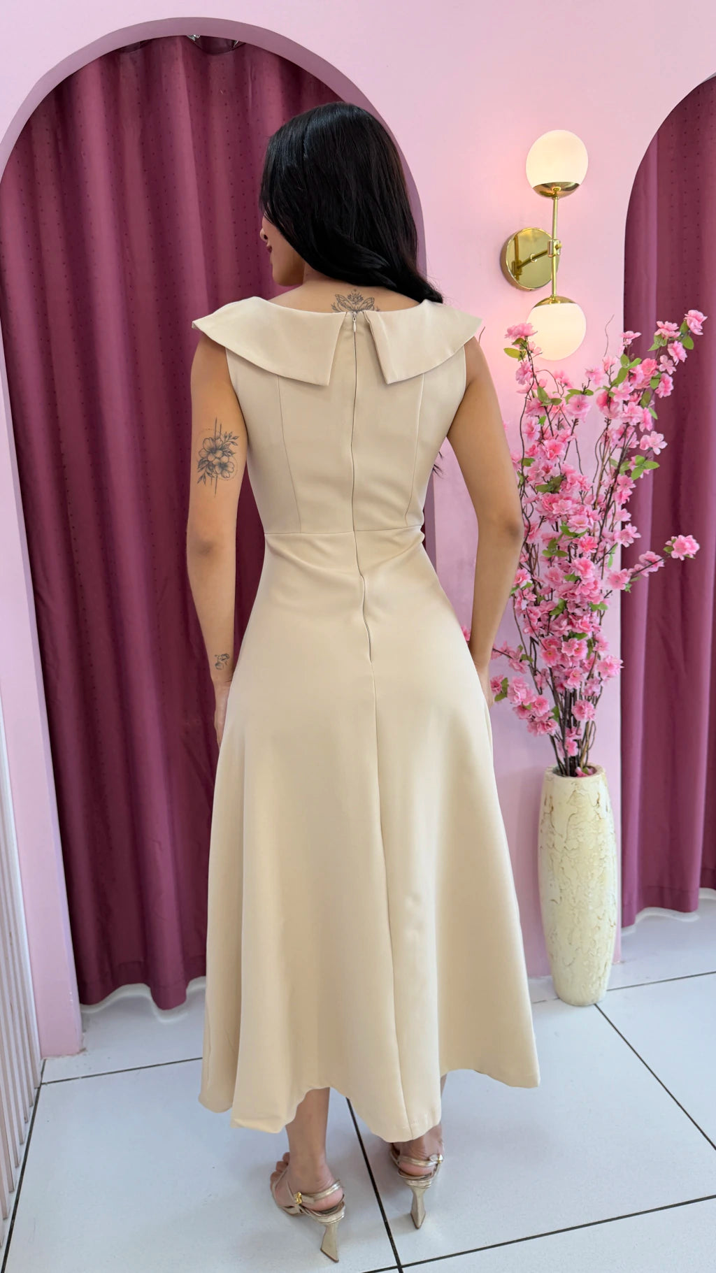 Vestido Midi Flor Bege